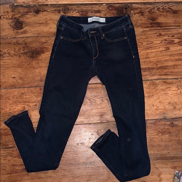 LONG Dark Wash Jeans- Abercrombie - Picture 2 of 4